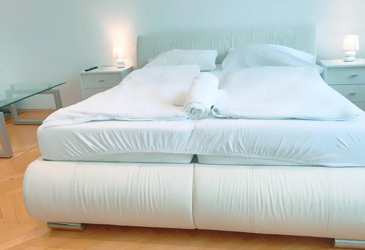 Cozy Room In Keplerplatz Kp T Vienna
