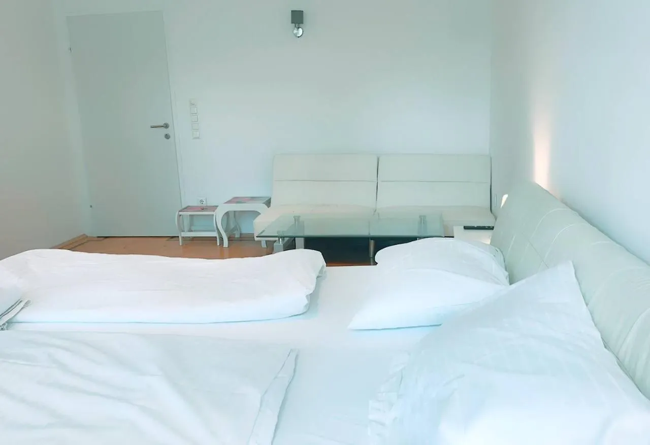 Homestay Cozy Room In Keplerplatz Kp T Vienna